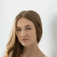Samantha Hayes Samantha Hayes