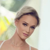 Emma Hix Emma Hix