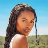 Emanuelle Diniz Emanuelle Diniz